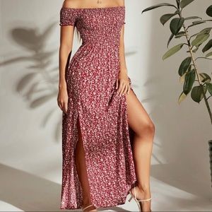 Off shoulder long floral dress 🌸